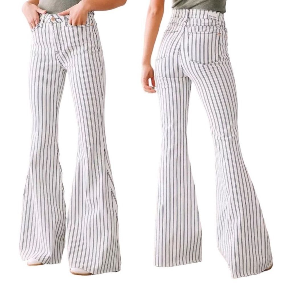 Judy Blue | Ultra High Rise Super Flare Raw Hem White Blue Stripe pants 9/29
